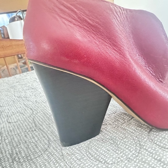 Vince Camuto Andrita Open toe Bootie - Picture 5 of 10
